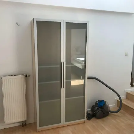 Apartment Wendlers #7